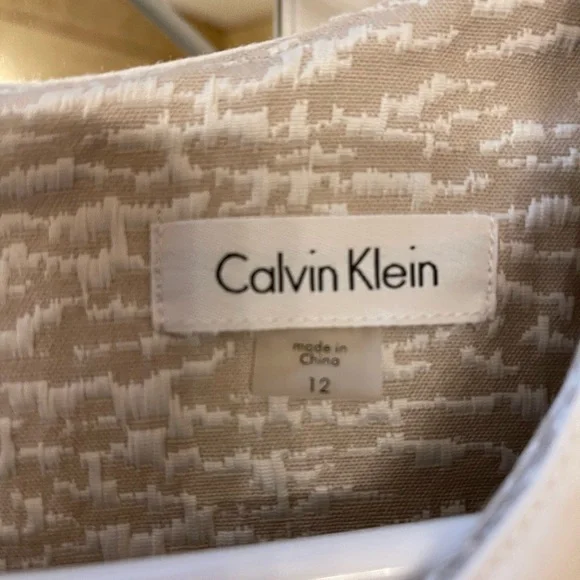 Calvin Klein women’s size 12 dress - Picture 3 of 3